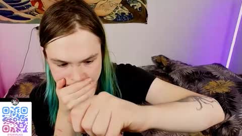 Snapshot of sweet4t chatting on 10/28/25, 05:26 Haeyang Torry online show from 10/28/25, 05:26