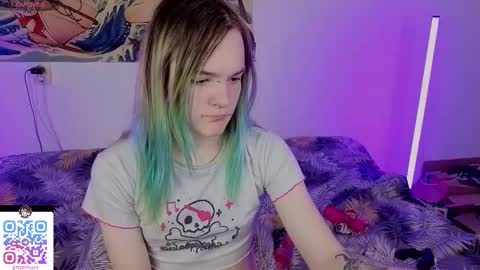 Snapshot of sweet4t chatting on 12/18/25, 04:18 Haeyang Torry online show from 12/18/25, 04:18