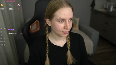 Michelle online show from 05/22/26, 05:51