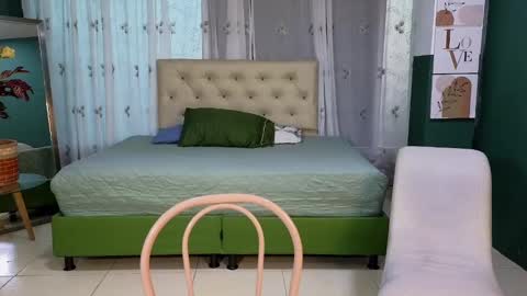 sweet_ahinara online show from 02/01/25, 10:34