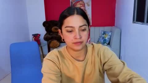 sweet_ahinara online show from 10/19/25, 01:56