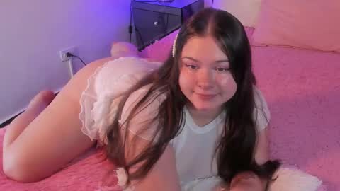 Snapshot of sweet_amaranta1 chatting on 02/18/25, 11:44 amaralopez online show from 02/18/25, 11:44