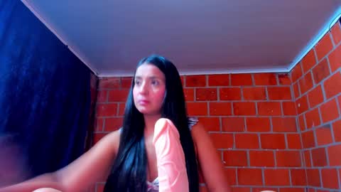 Snapshot of sweet_and_hot_alaia chatting on 11/24/25, 06:02 sweet and hot alaia online show from 11/24/25, 06:02
