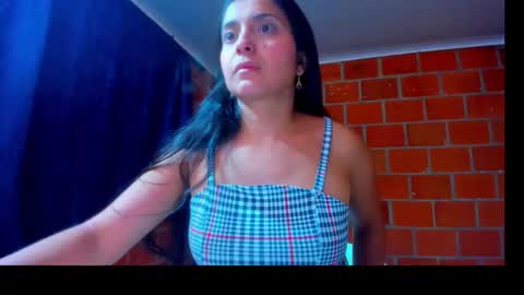 Snapshot of sweet_and_hot_alaia chatting on 02/22/26, 07:19 sweet and hot alaia online show from 02/22/26, 07:19