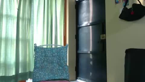 Snapshot of sweet_angel80 chatting on 03/05/26, 11:50 sweet_angel80 online show from 03/05/26, 11:50