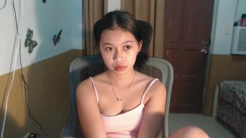 sweet_angela0701 online show from 09/12/25, 03:23