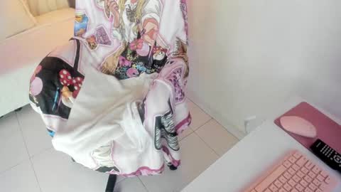 Snapshot of sweet_angelkanon chatting on 09/23/25, 12:13 sweet_angelkanon online show from 09/23/25, 12:13