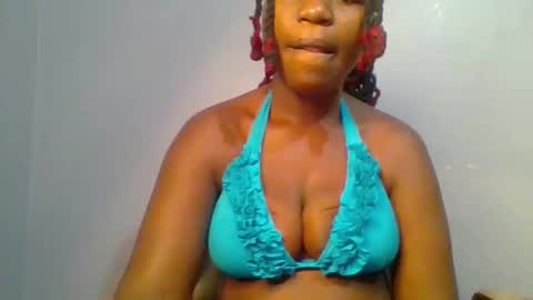 Snapshot of sweet_arianna_ chatting on 02/08/25, 03:52 timaya online show from 02/08/25, 03:52