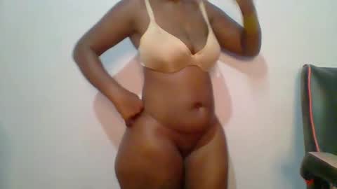 Snapshot of sweet_arianna_ chatting on 02/14/25, 07:54 timaya online show from 02/14/25, 07:54