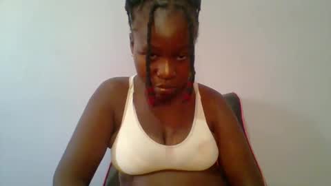 Snapshot of sweet_arianna_ chatting on 02/18/25, 11:22 timaya online show from 02/18/25, 11:22