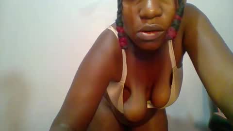 Snapshot of sweet_arianna_ chatting on 02/18/25, 04:26 timaya online show from 02/18/25, 04:26