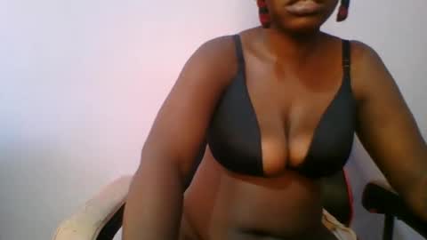 Snapshot of sweet_arianna_ chatting on 02/25/25, 10:26 timaya online show from 02/25/25, 10:26