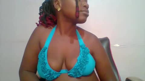 Snapshot of sweet_arianna_ chatting on 03/06/25, 10:41 timaya online show from 03/06/25, 10:41
