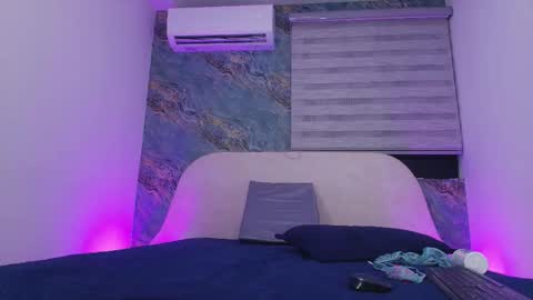 Ariel online show from 03/11/26, 03:23