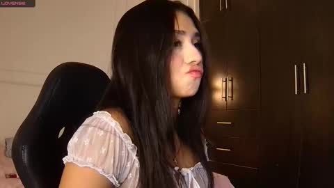 Snapshot of sweet_ayshel chatting on 01/15/26, 02:10 sweet Ayshel online show from 01/15/26, 02:10