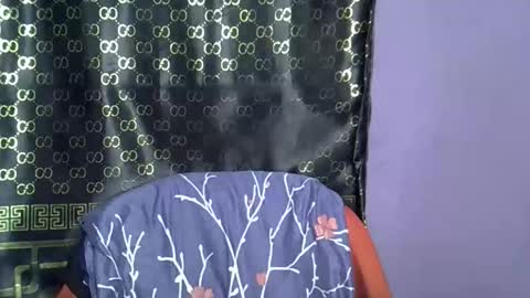 sweet baby online show from 10/05/25, 09:02