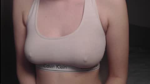 Snapshot of sweet_baby_kate chatting on 03/09/25, 06:11 Kate and Erica online show from 03/09/25, 06:11