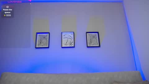 Snapshot of sweet_bella_valery_ chatting on 11/14/25, 10:29 Bella Valery online show from 11/14/25, 10:29