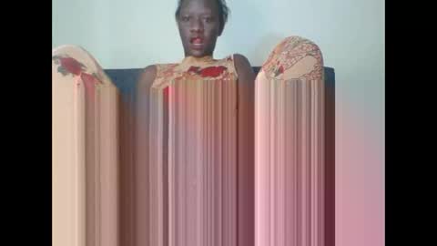 Snapshot of sweet_blackberry93 chatting on 09/28/25, 03:45 bella online show from 09/28/25, 03:45