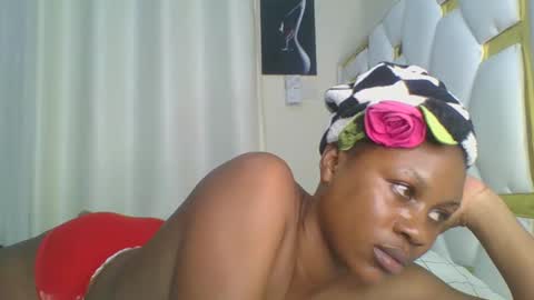 Snapshot of sweet_blackgal chatting on 01/22/25, 03:41 Lavie online show from 01/22/25, 03:41