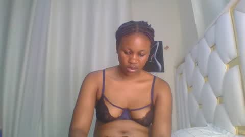 Snapshot of sweet_blackgal chatting on 02/07/25, 05:51 Lavie online show from 02/07/25, 05:51