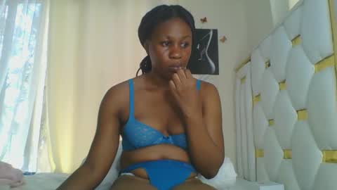 Snapshot of sweet_blackgal chatting on 02/18/25, 10:49 Lavie online show from 02/18/25, 10:49