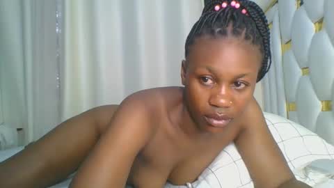 Snapshot of sweet_blackgal chatting on 03/08/25, 03:39 Lavie online show from 03/08/25, 03:39