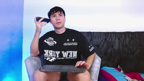 Theo ithan  leo online show from 02/26/26, 11:31