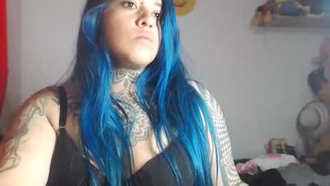 Bubbles online show from 09/11/25, 09:04