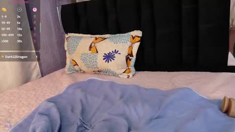 Snapshot of sweet_c4ndy chatting on 11/26/25, 01:45 Candy online show from 11/26/25, 01:45