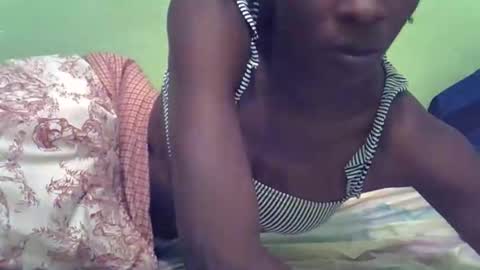 sweet_candie01 online show from 11/21/25, 02:21