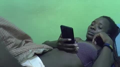 sweet_candie01 online show from 02/24/26, 06:06