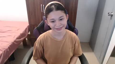 sweet_cassyxx online show from 02/16/26, 07:59