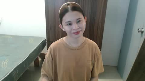 sweet_cassyxx online show from 03/18/26, 01:31