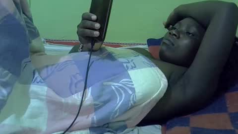 sweet_cherie1 online show from 03/26/26, 07:19