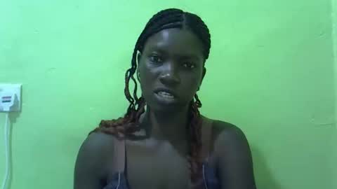 sweet_cherie1 online show from 04/06/26, 04:52