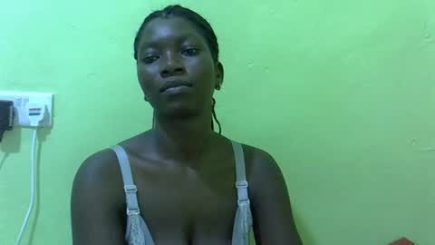 sweet_cherie1 online show from 04/15/26, 06:48