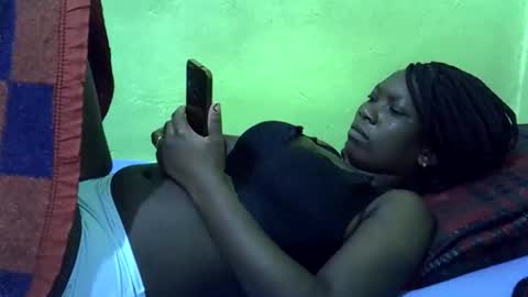 sweet_cherie1 online show from 05/21/26, 05:47