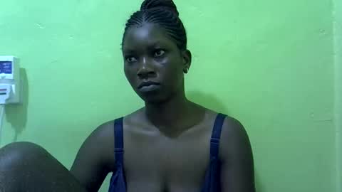 sweet_cherie1 online show from 06/11/26, 02:59