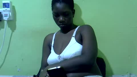 sweet_cherie1 online show from 06/29/26, 05:57