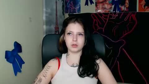 Ivy online show from 04/08/26, 06:57