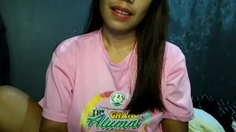 Snapshot of sweet_dianne08 chatting on 06/21/26, 06:54 dianne online show from 06/21/26, 06:54