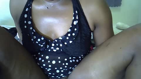 Snapshot of sweet_dori33 chatting on 07/10/26, 09:50 sweet_dori33 online show from 07/10/26, 09:50