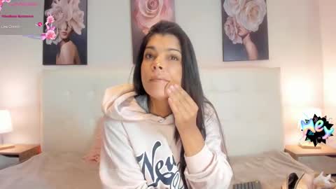 Kendra online show from 01/19/25, 12:28