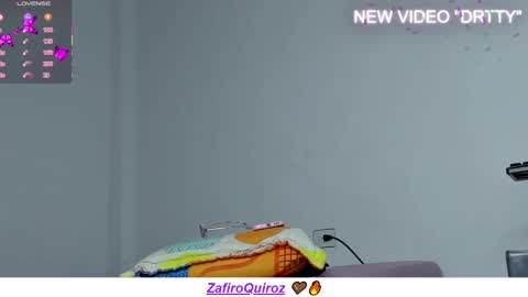 Snapshot of sweet_dty chatting on 02/28/25, 02:53 ZAFIRO QUIROZ online show from 02/28/25, 02:53