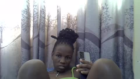 Snapshot of sweet_elisa001 chatting on 07/04/26, 11:16 Edah online show from 07/04/26, 11:16