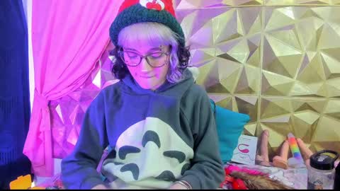  emmili  online show from 12/23/24, 03:12