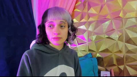  emmili  online show from 01/05/25, 06:13