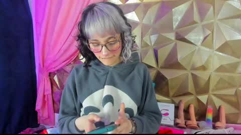  emmili  online show from 01/24/25, 03:24