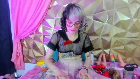  emmili  online show from 02/03/25, 03:38